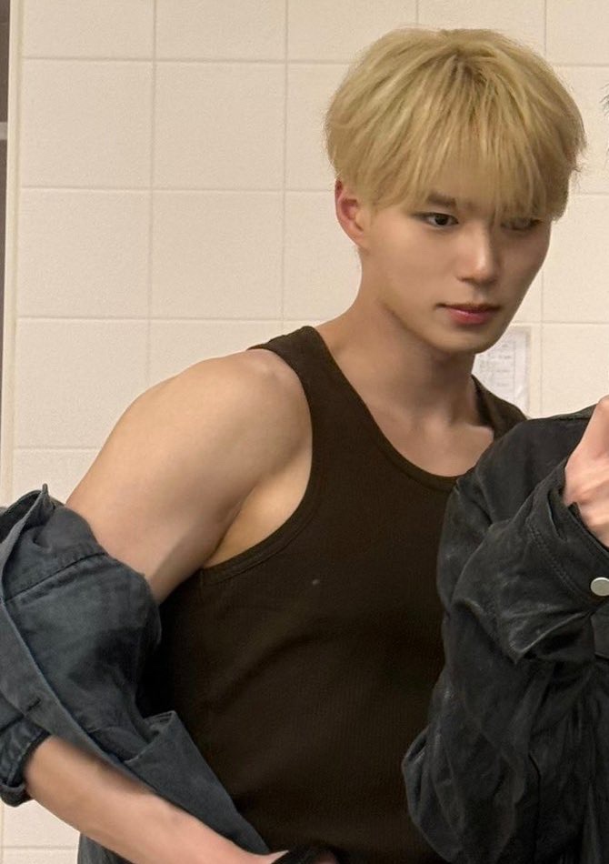 Latest photo of Kim Junseo (ALPHA DRIVE ONE)