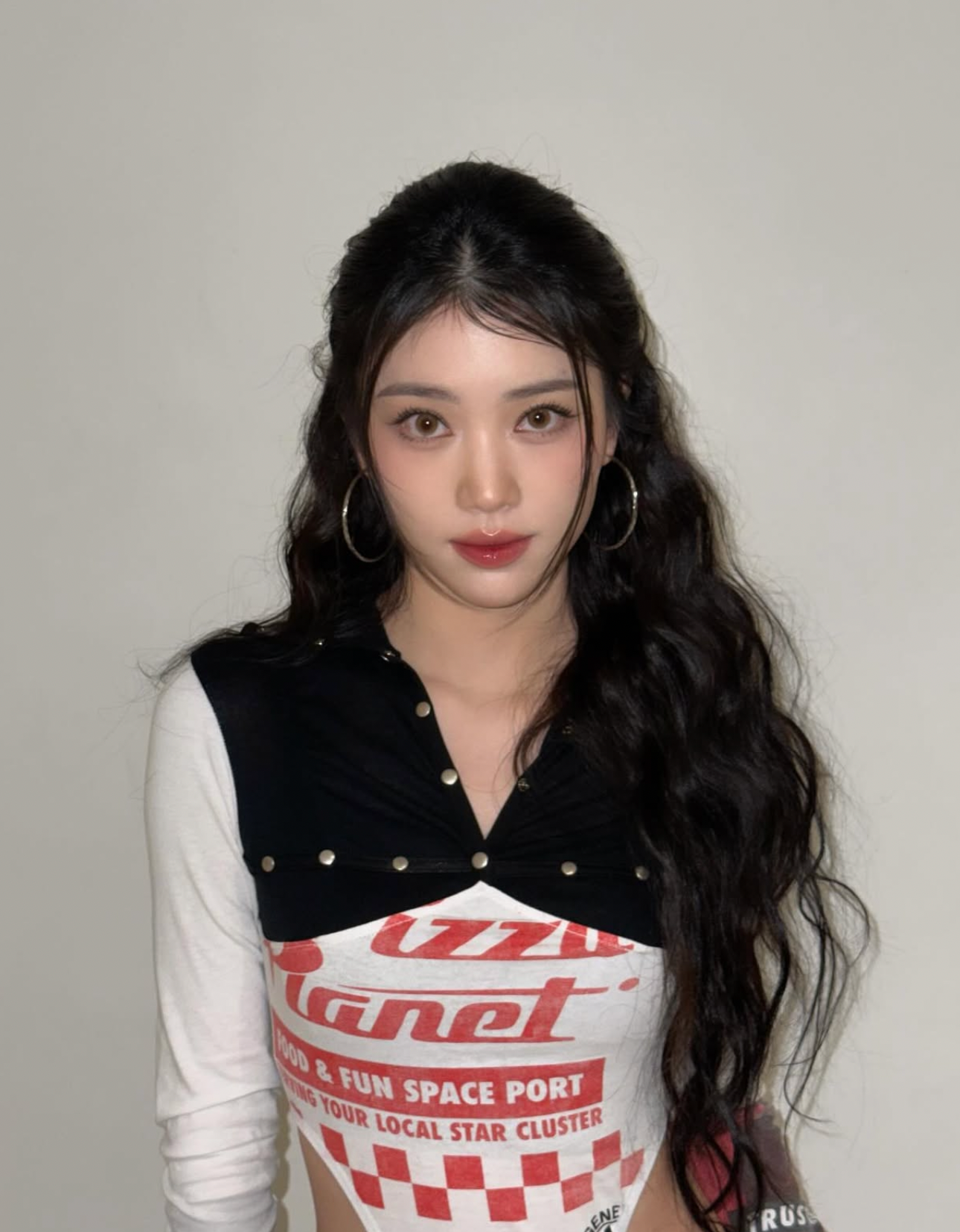 Latest photo of Xiao Ting (Kep1er)