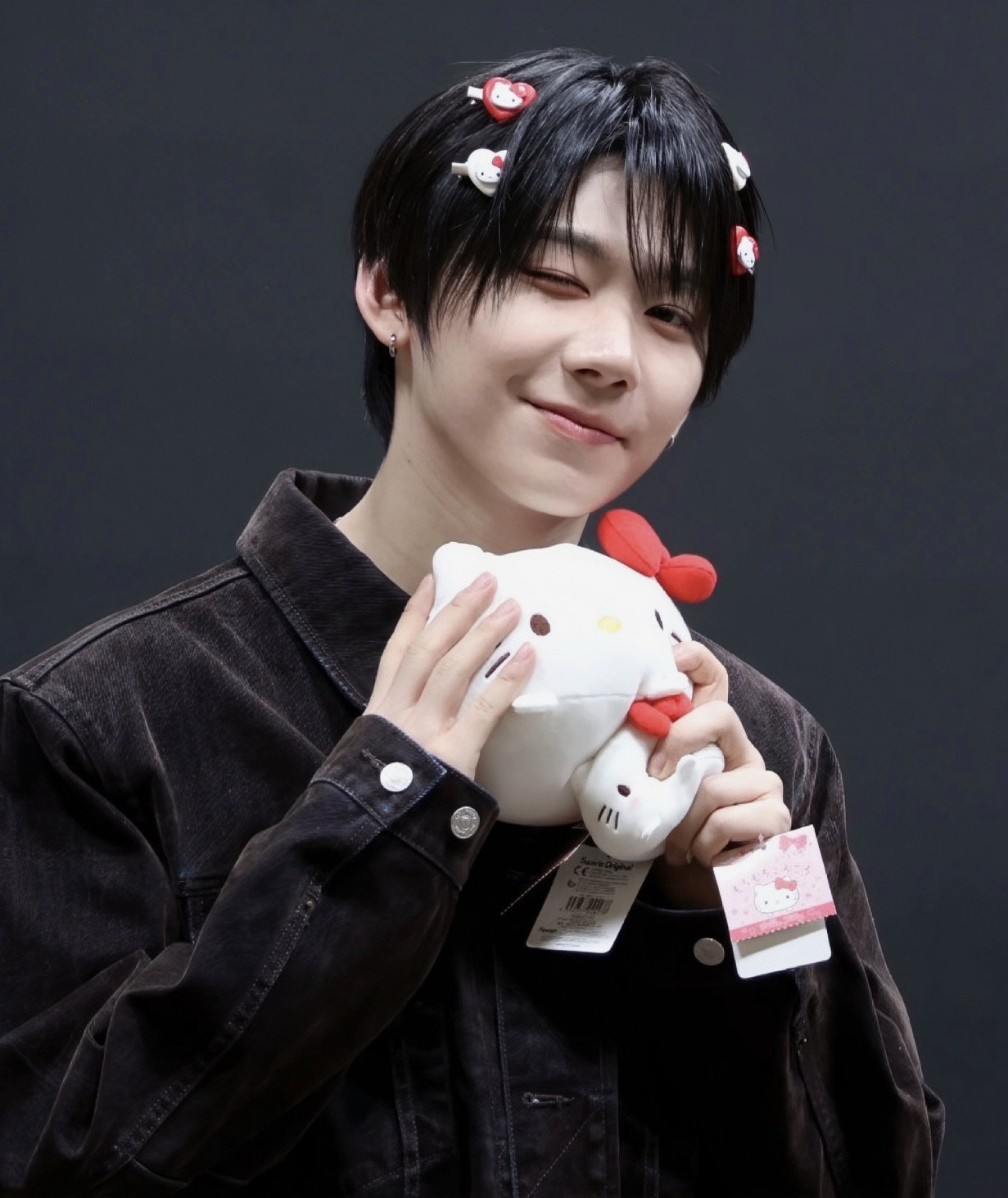 Foto aktivitas terbaru Park Han (AHOF)