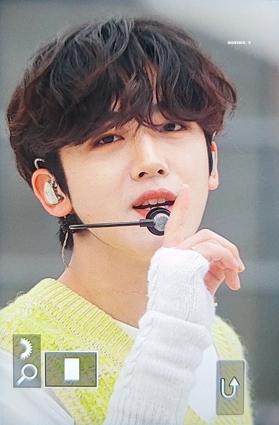 Recent activity shot of Kim Yohan (WEi)