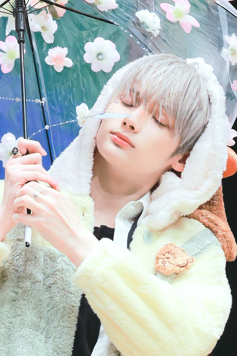 A moment captured by HueningKai (TOMORROW X TOGETHER)'s fan