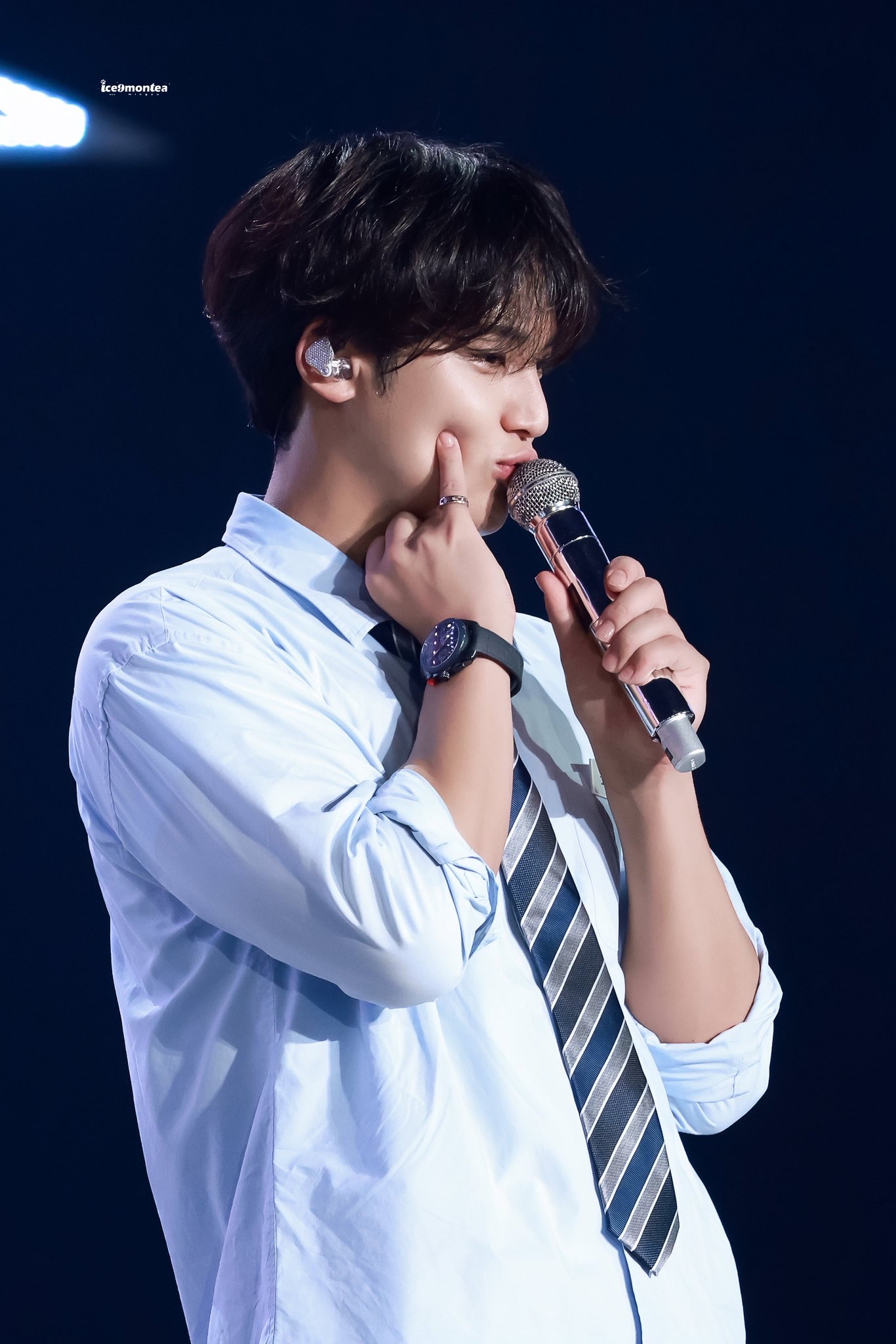 Latest photo of Mingyu (SEVENTEEN)