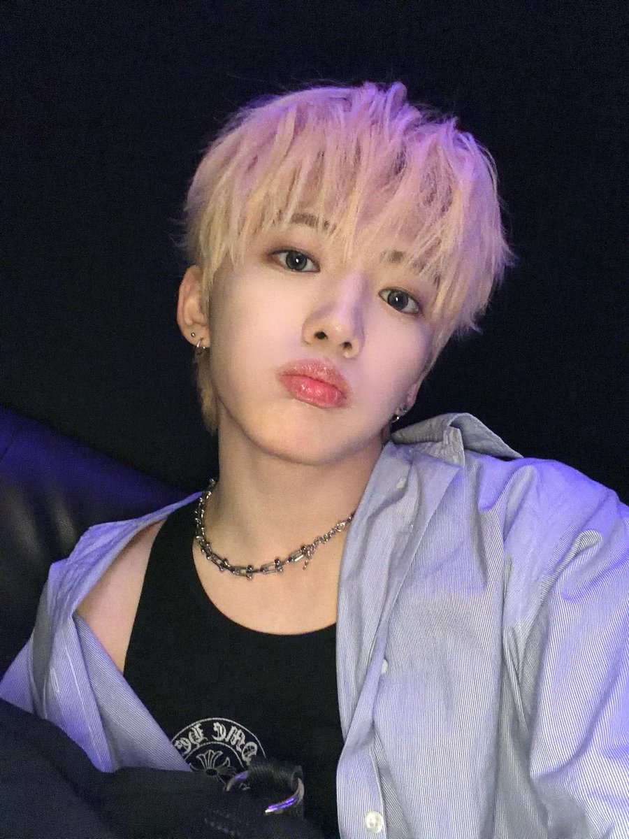 A moment captured by Xikers's fan