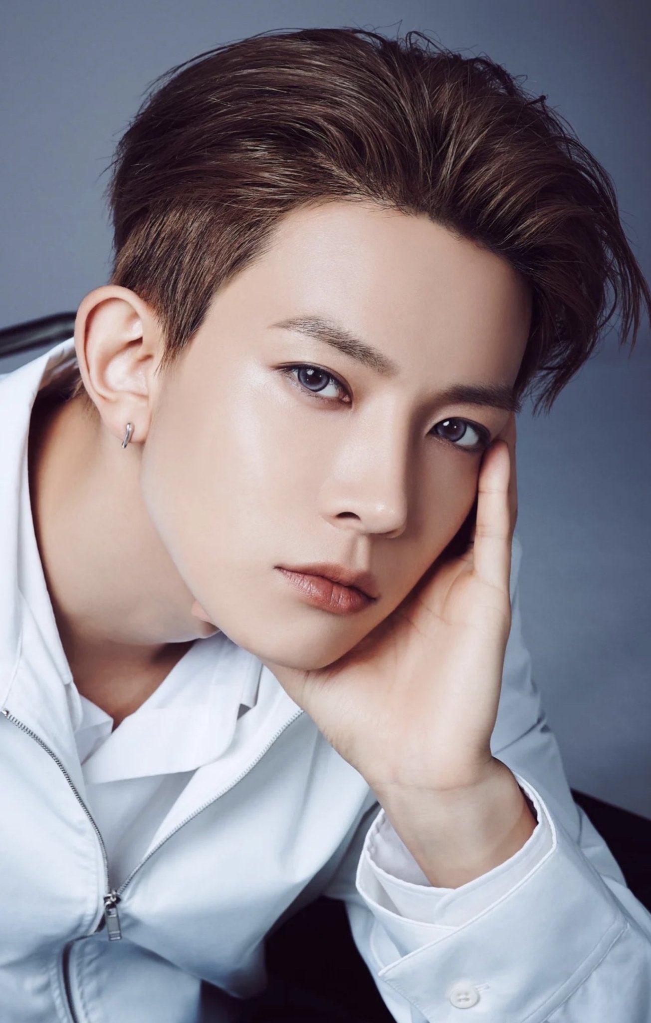 에반의 최신 사진