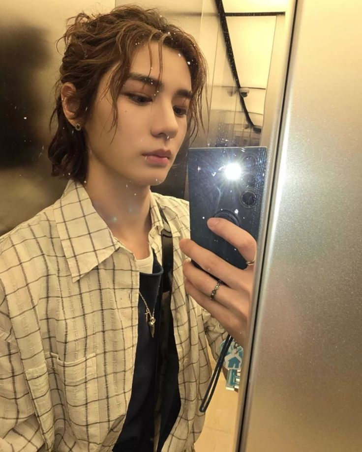 이한 (BOYNEXTDOOR)의 최신 사진