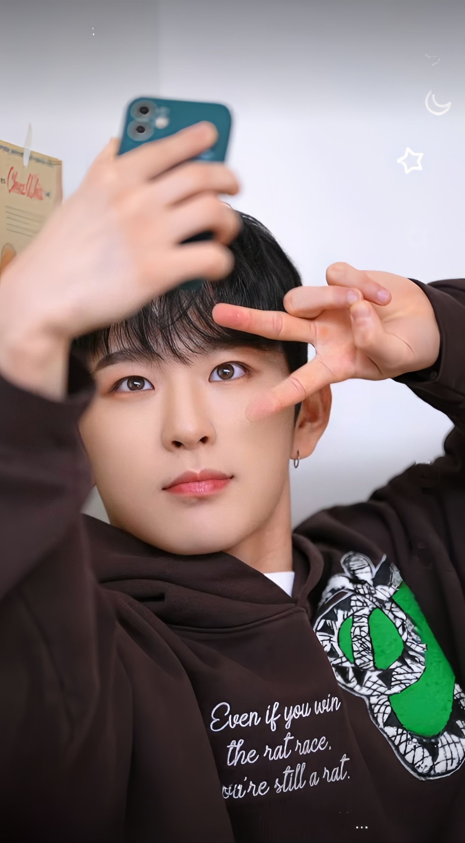 河勝 (WHIB)粉絲最喜愛的經典桌布