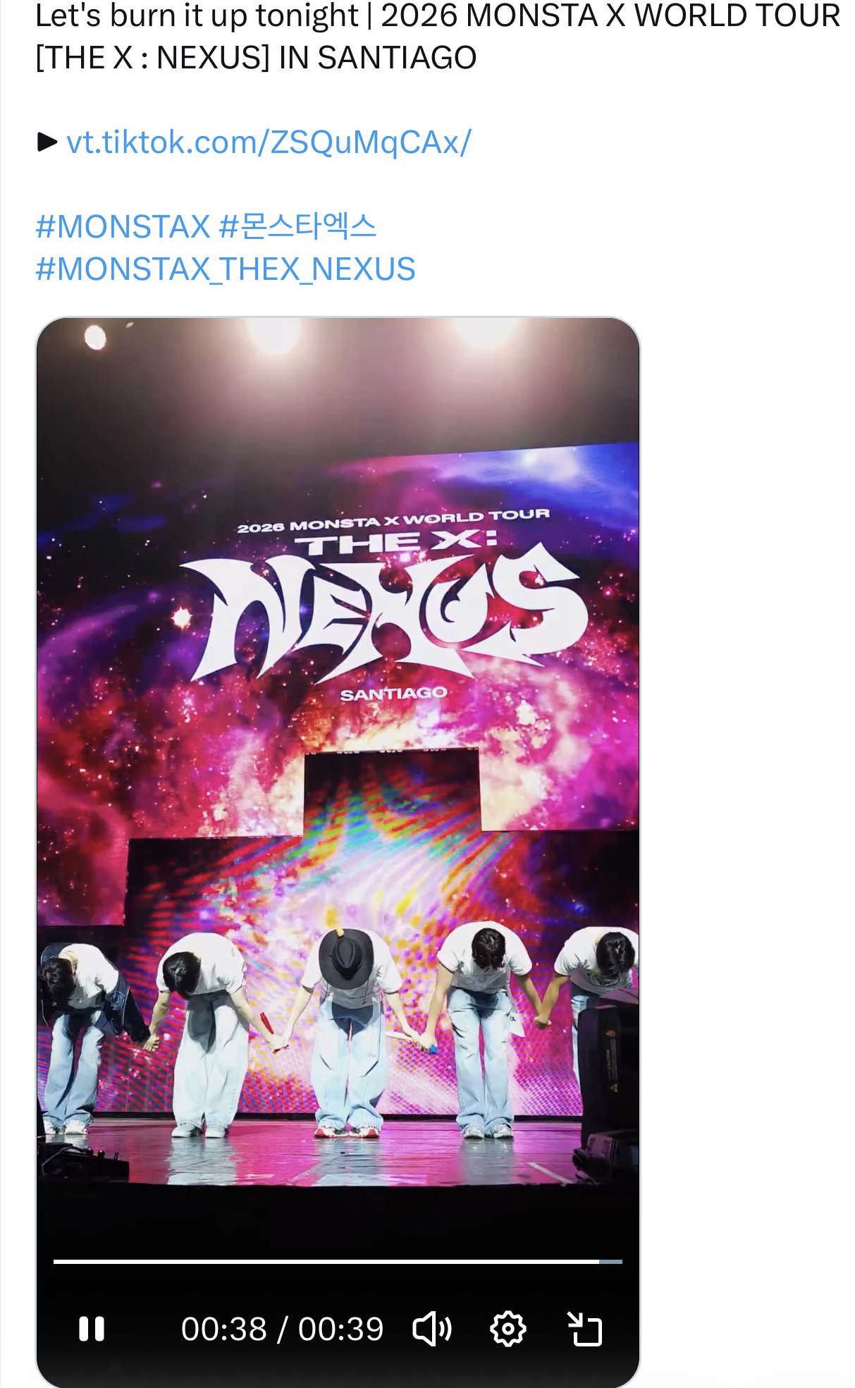 Trending idol content in the community