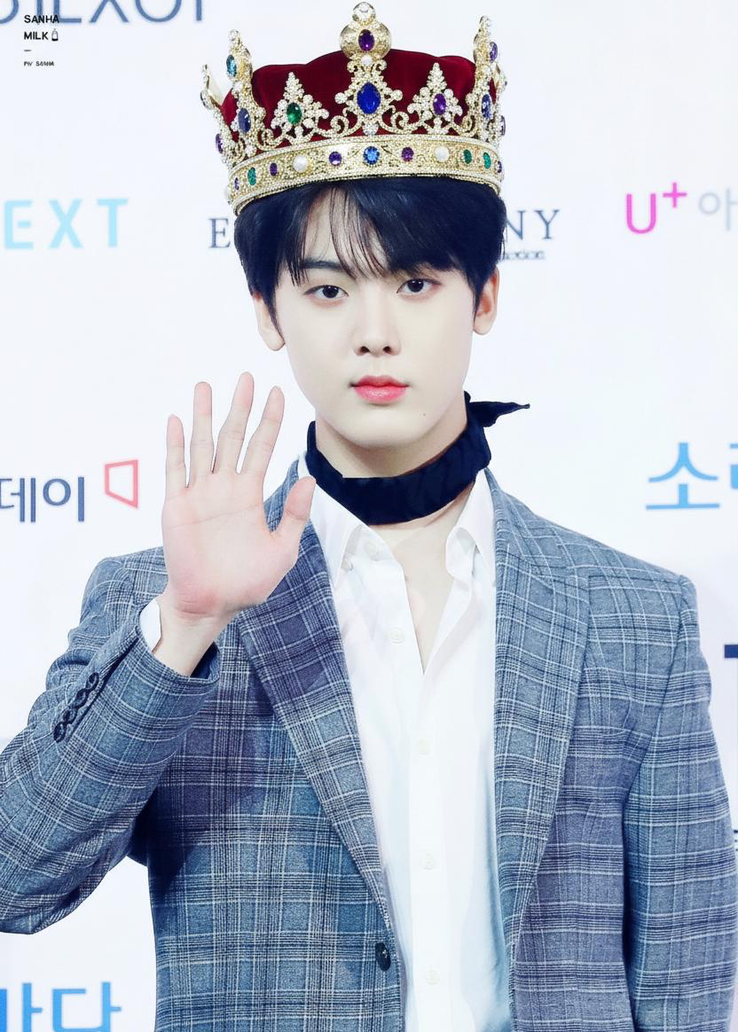 Latest photo of Sanha (ASTRO)