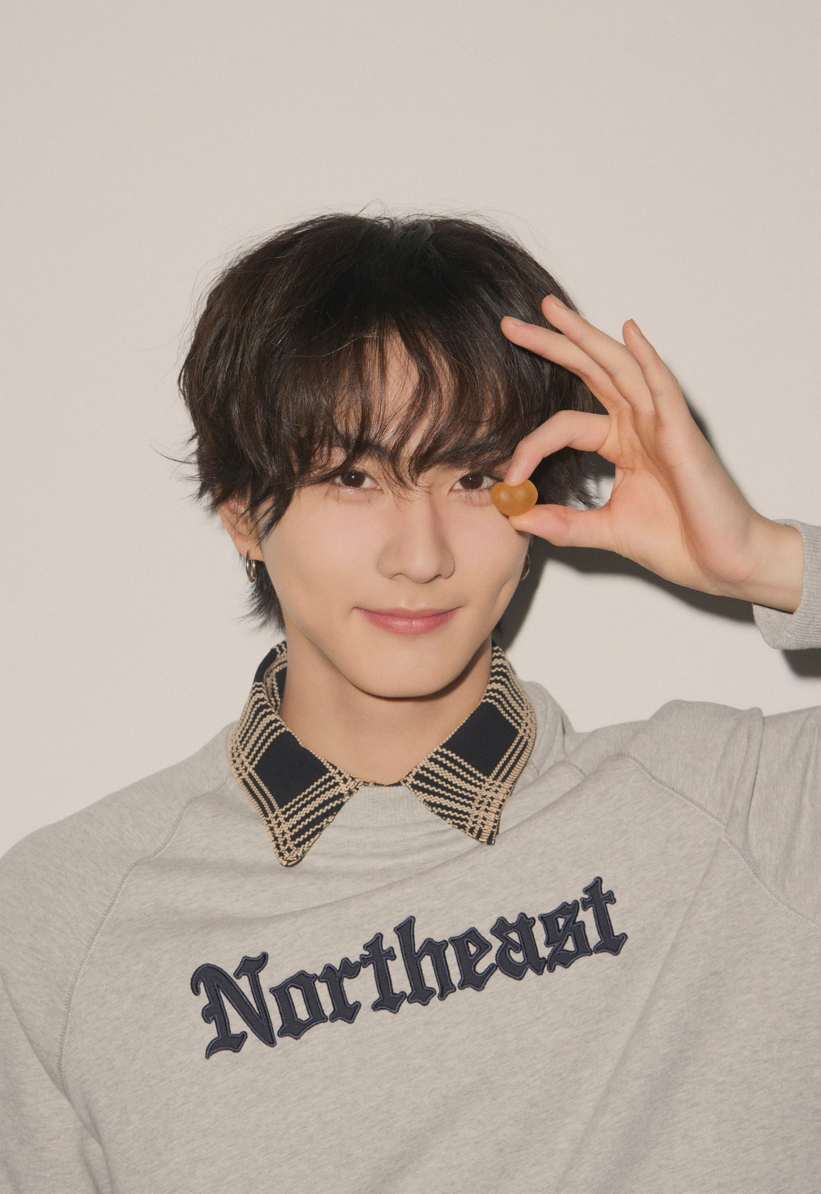 Behind-the-scenes cut of Jungwon (ENHYPEN)