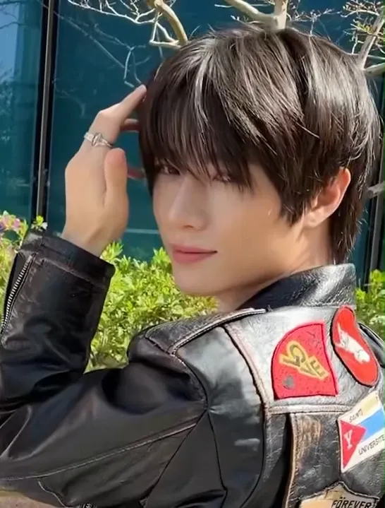 Recent activity shot of Beomgyu (TOMORROW X TOGETHER)