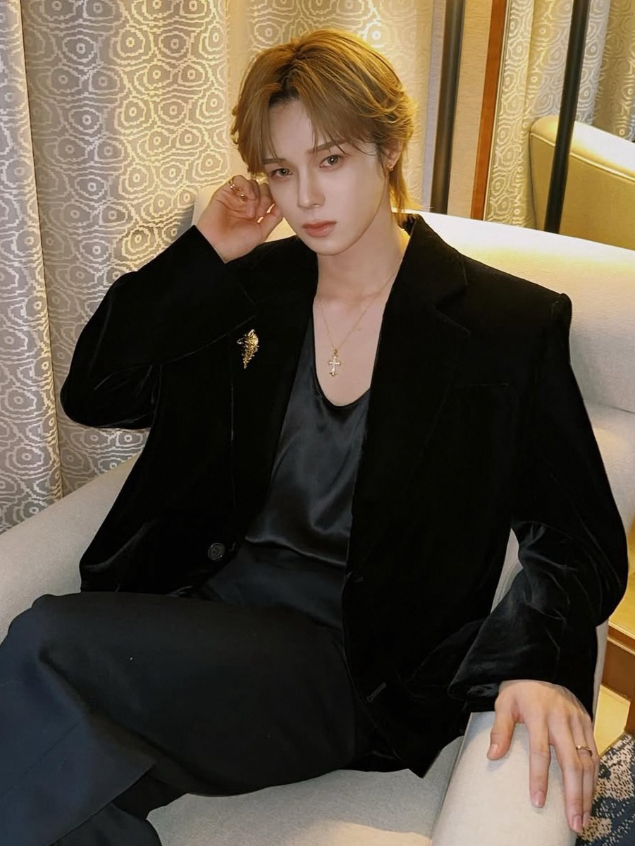 Latest photo of K (&TEAM)