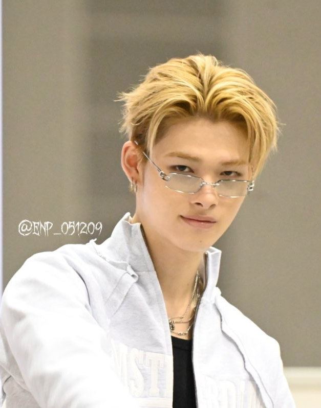 Momen yang diabadikan oleh penggemar NI-KI (ENHYPEN)