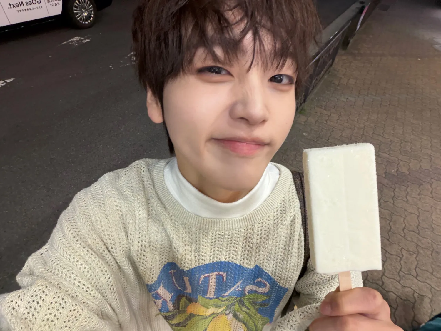 ヒョンジュン (CRAVITY)の舞台裏ショット