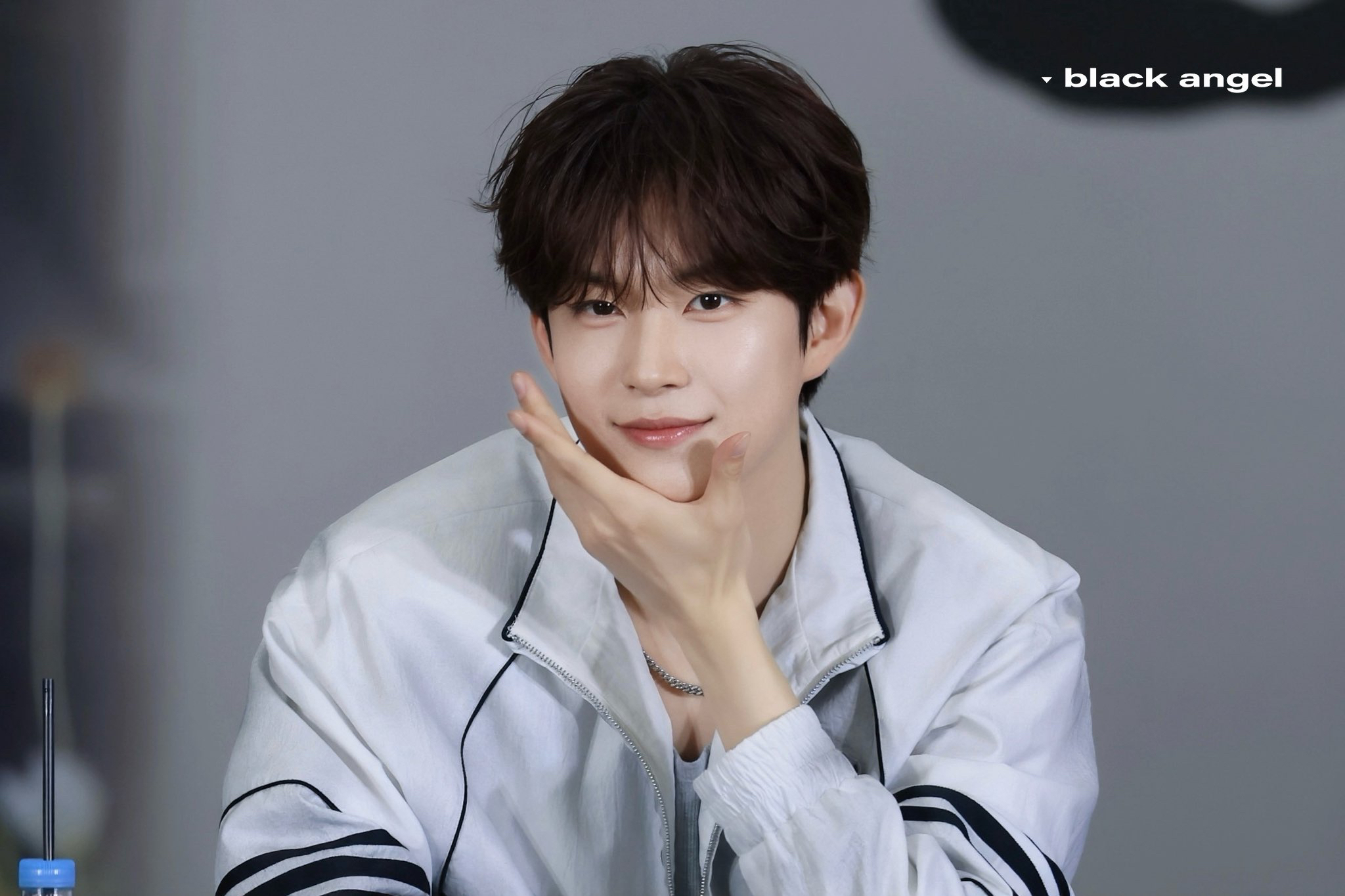 金虔佑 (ALPHA DRIVE ONE)粉丝拍下的瞬间