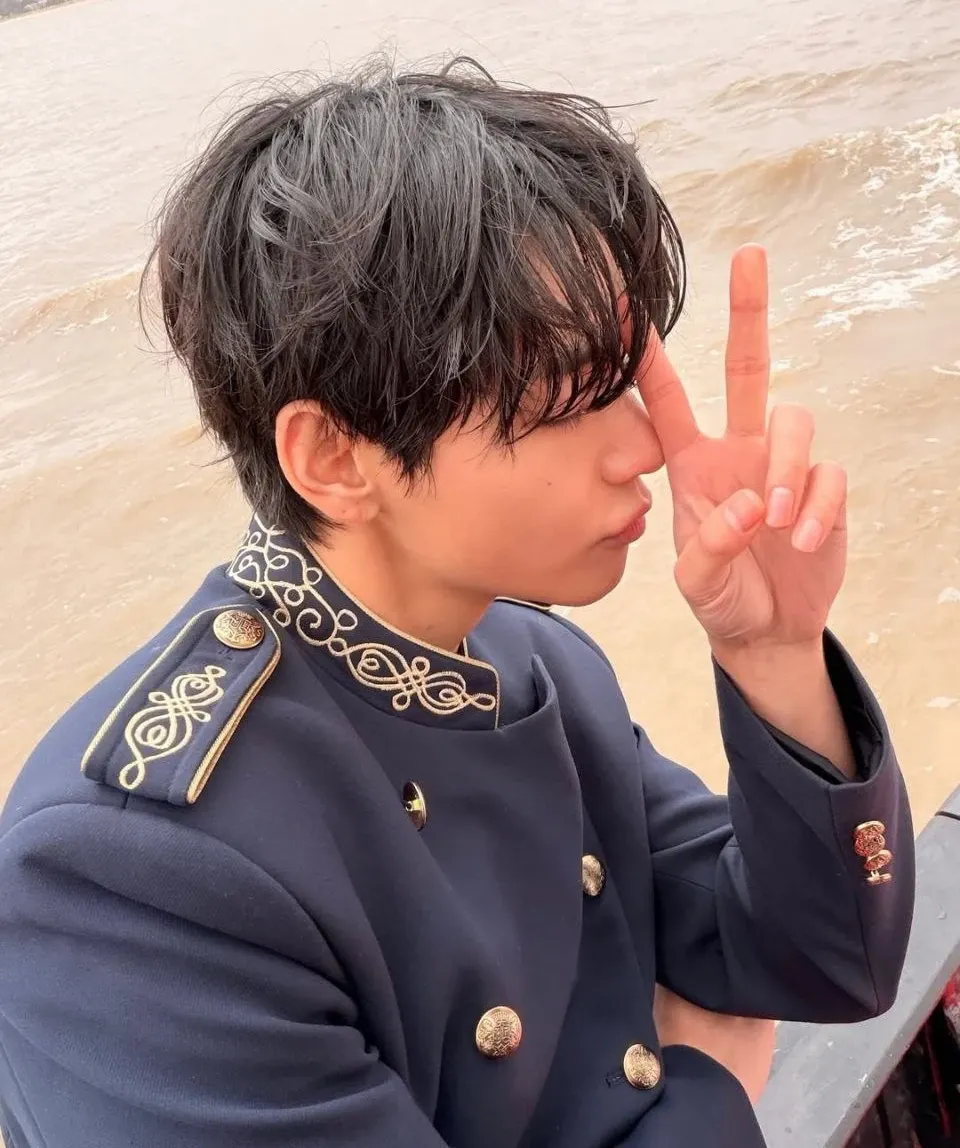 V (BTS)の最近の活動写真