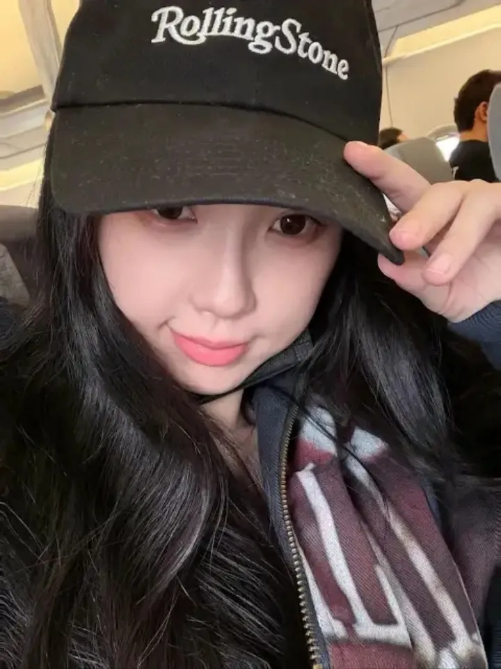 Latest photo of Esther Yu