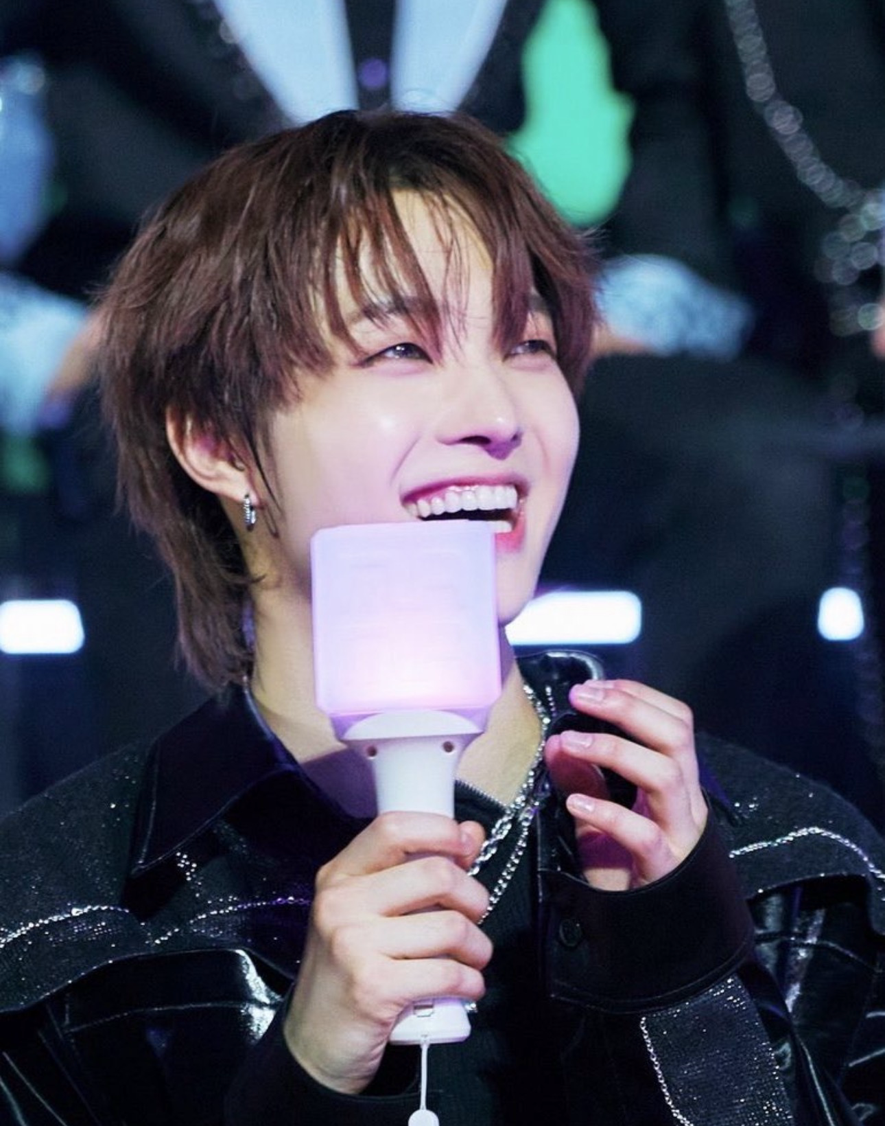 EJ (&TEAM)的幕後花絮