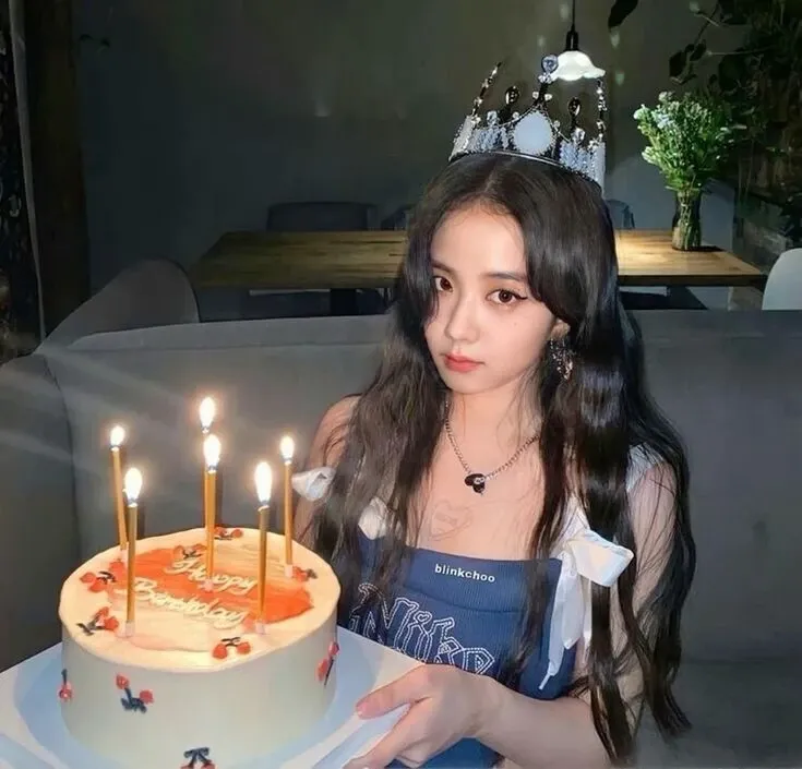 Foto terbaru Jisoo (BLACKPINK)