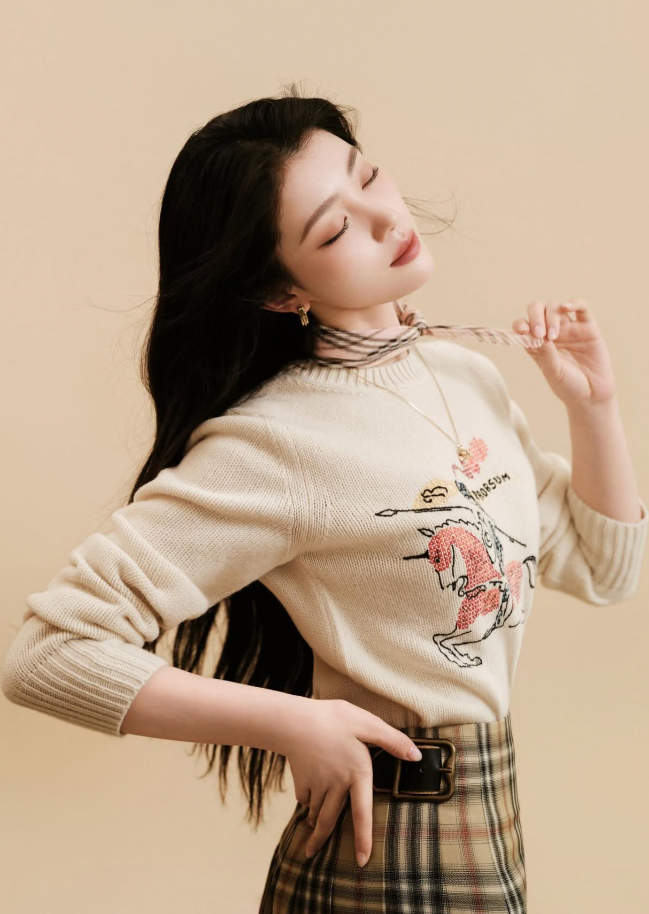 Behind-the-scenes cut of Xiao Ting (Kep1er)