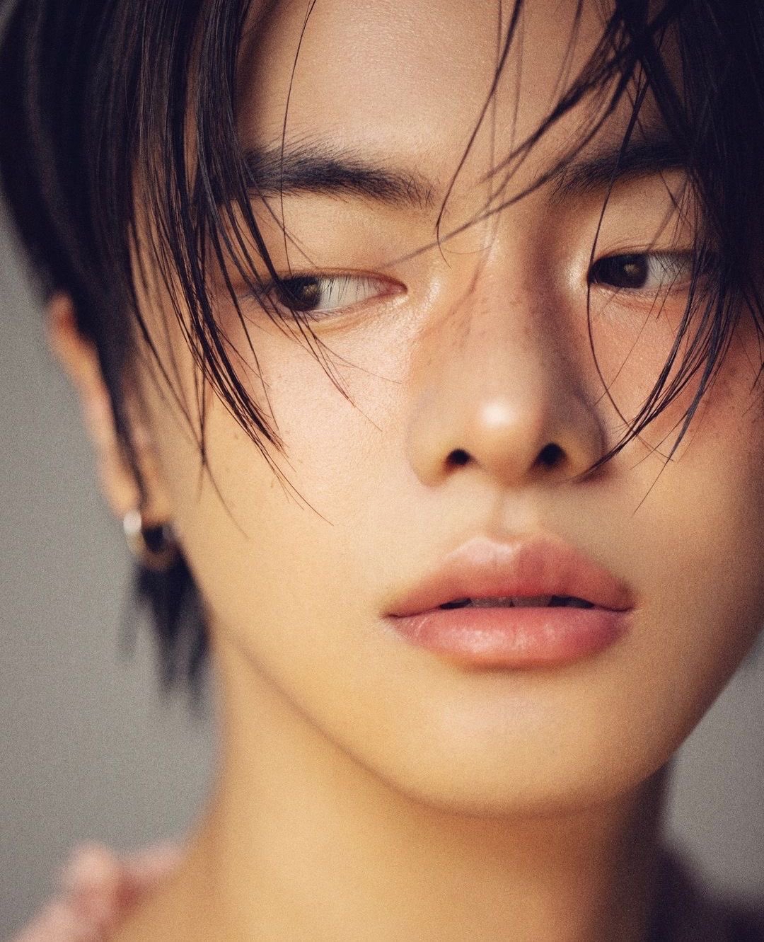 A moment captured by Lee Leo (ALPHA DRIVE ONE)'s fan