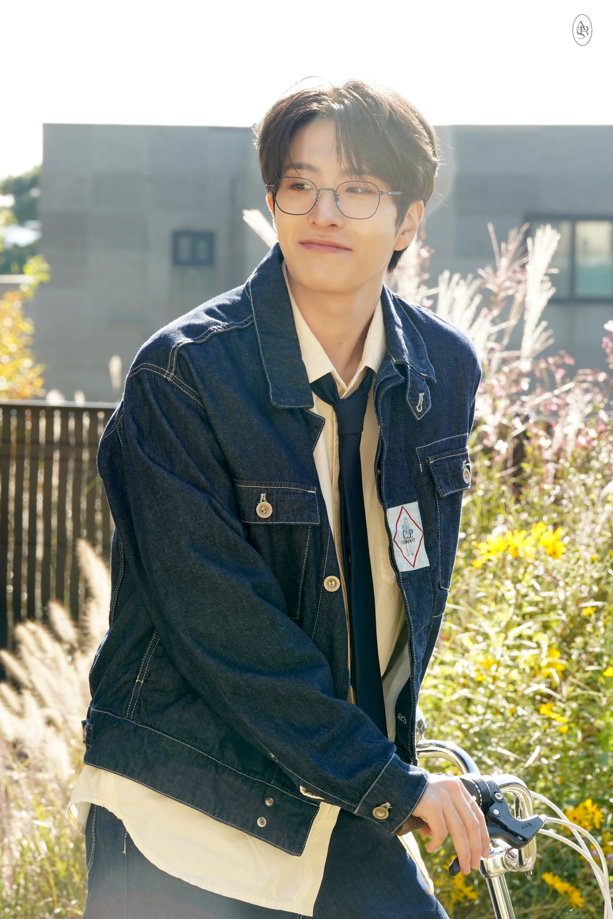 Latest photo of Youngjae (GOT7)