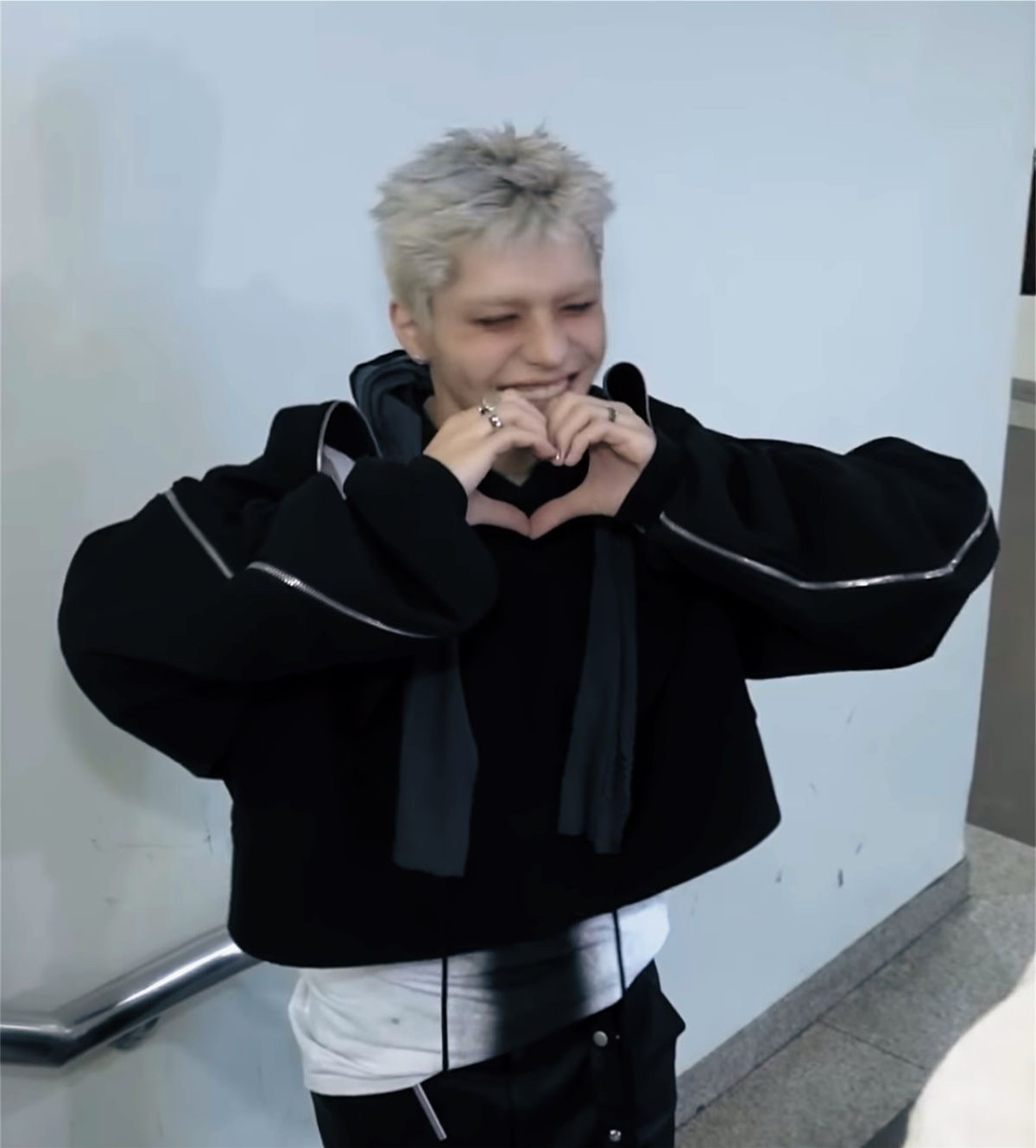 Behind-the-scenes cut of Maki (&TEAM)