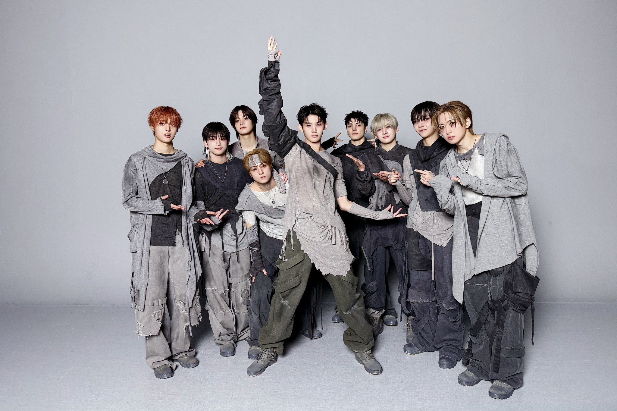 Recent activity shot of Jo (&TEAM)