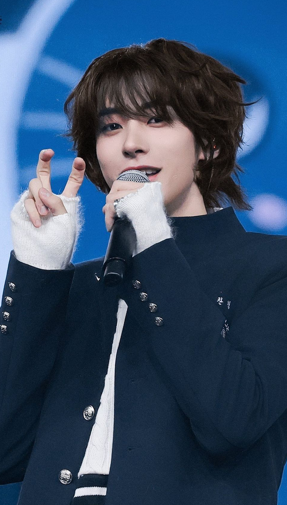 Fandom-recommended wallpaper image of Anton (RIIZE)