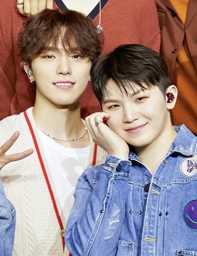 A moment captured by Dino (SEVENTEEN)'s fan