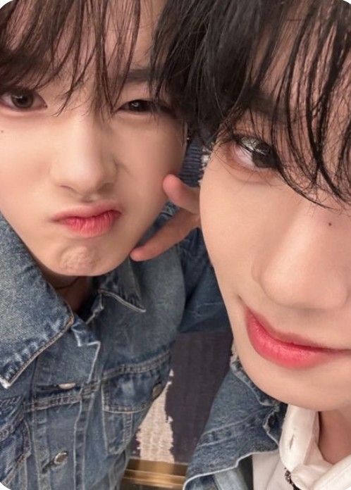 Behind-the-scenes cut of Han Yujin (ZEROBASEONE)