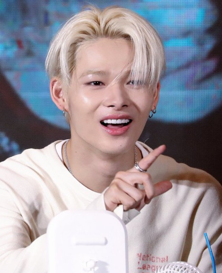 NI-KI (ENHYPEN)的最新照片