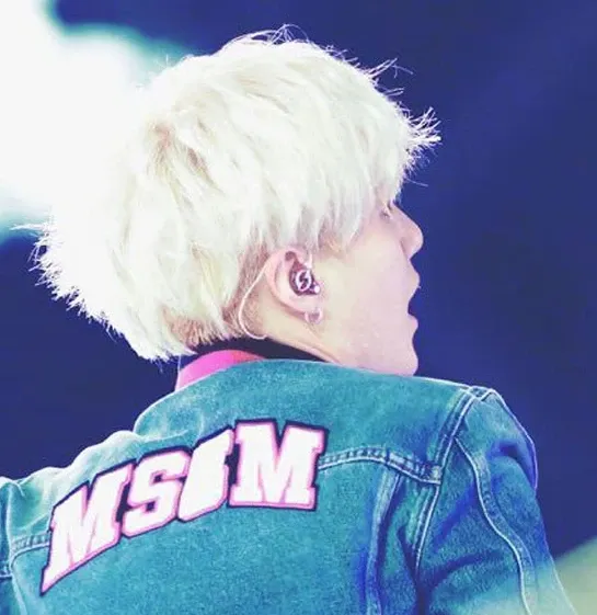 Behind-the-scenes cut of SUGA (BTS)