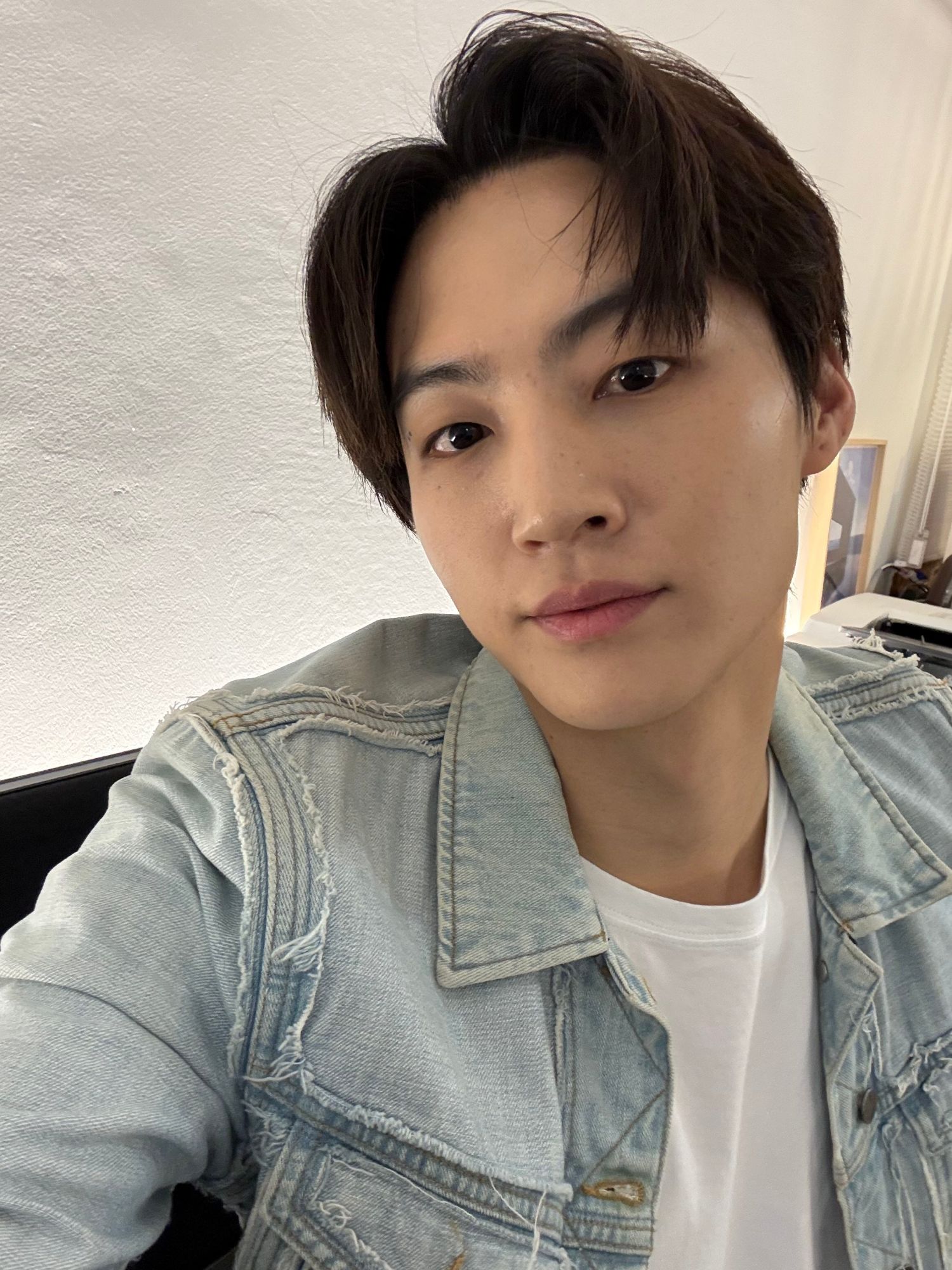 A moment captured by JAY B (GOT7)'s fan