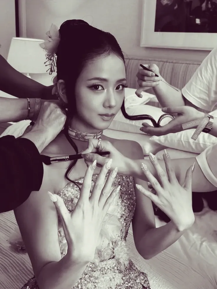Recent activity shot of Jisoo (BLACKPINK)