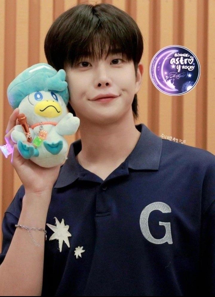 Behind-the-scenes cut of MJ (ASTRO)