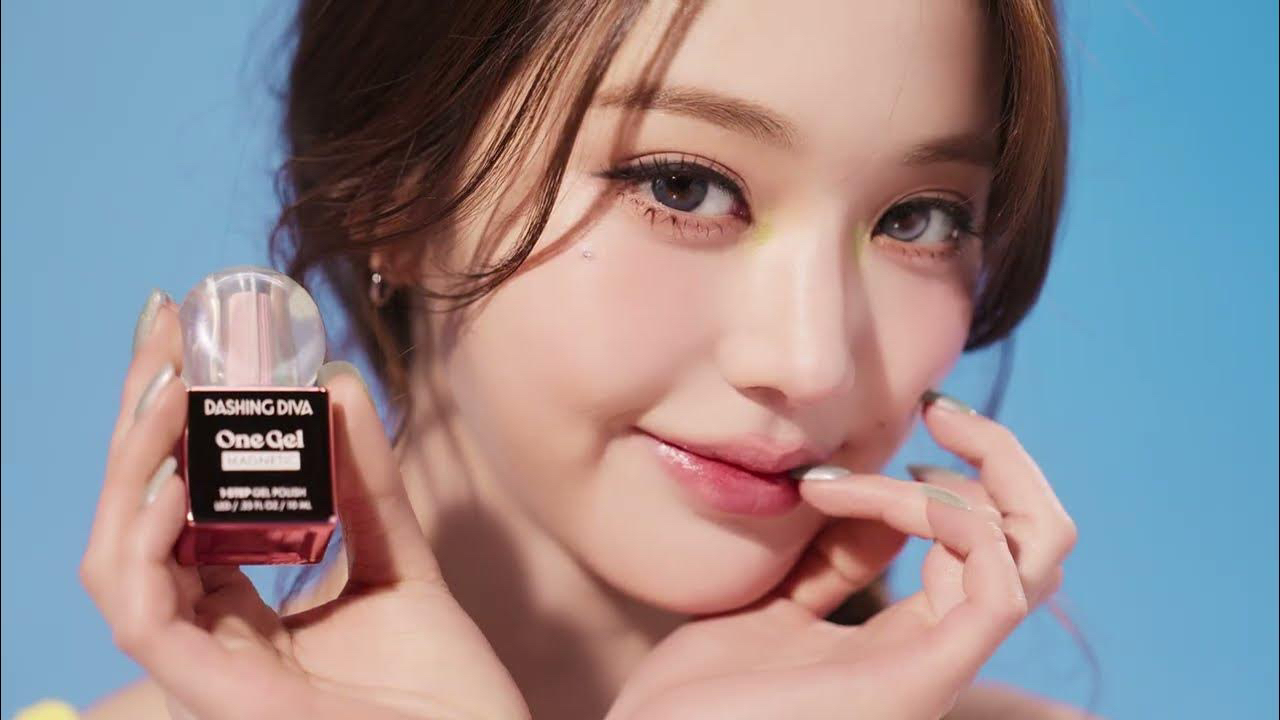 Behind-the-scenes cut of Jang Wonyoung (IVE)