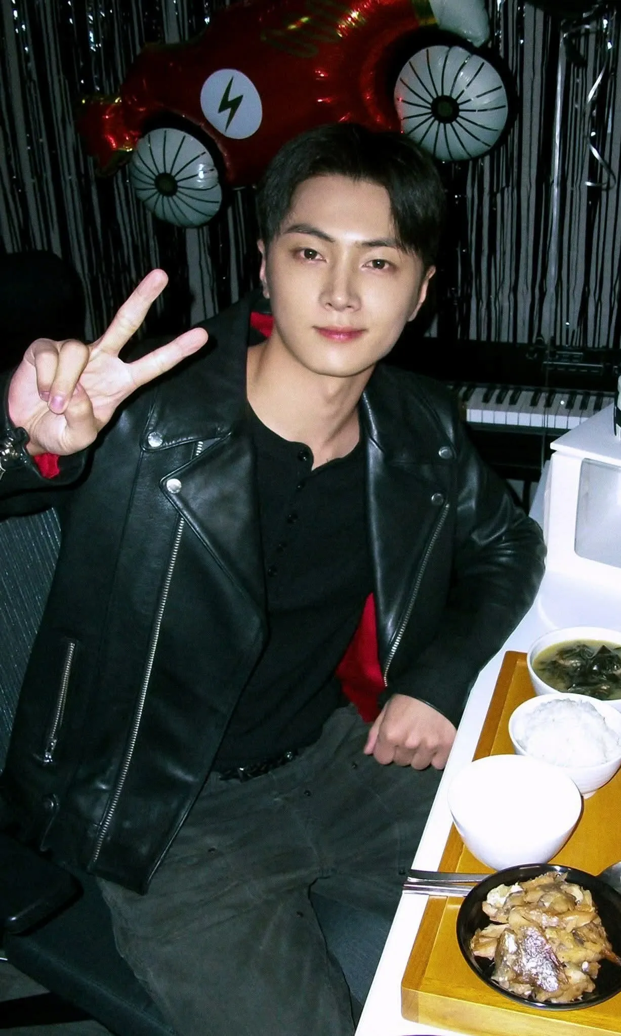 Today's most popular wallpaper in the Jay (ENHYPEN) community