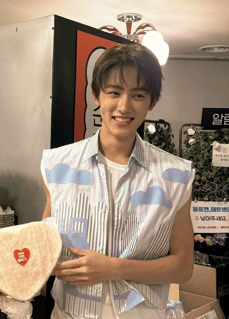 Must-see popular post of 성현 (CORTIS), your favorite