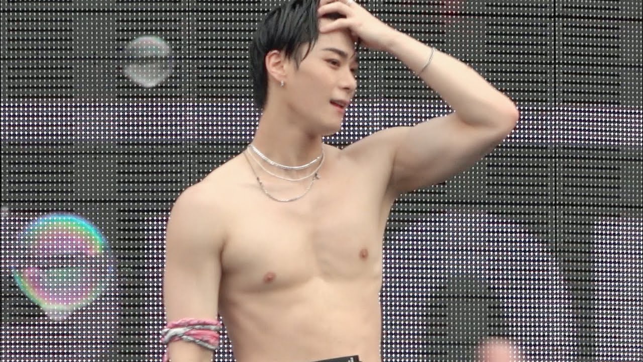 Recent activity shot of Moonbin (ASTRO)