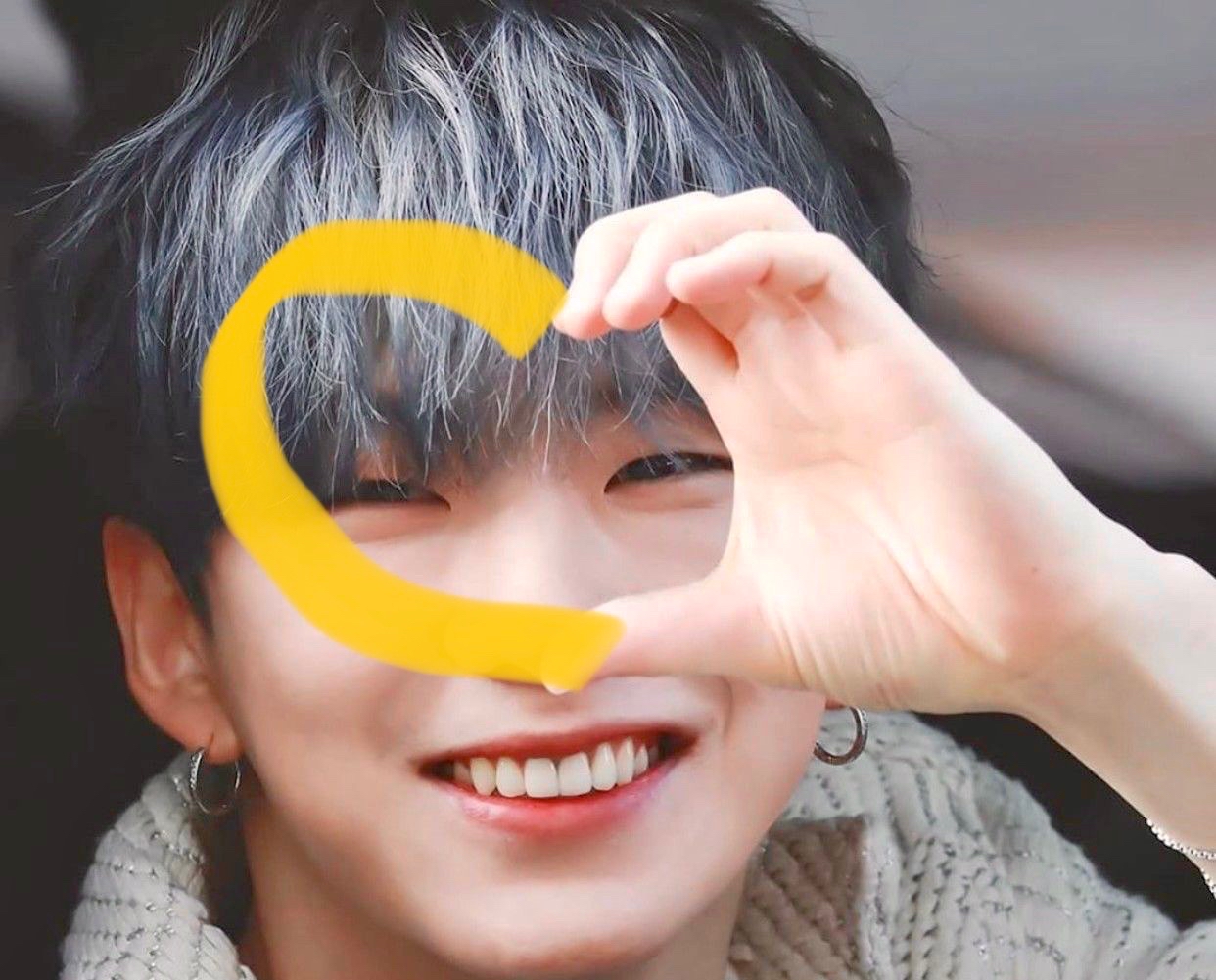 Trending idol content in the community