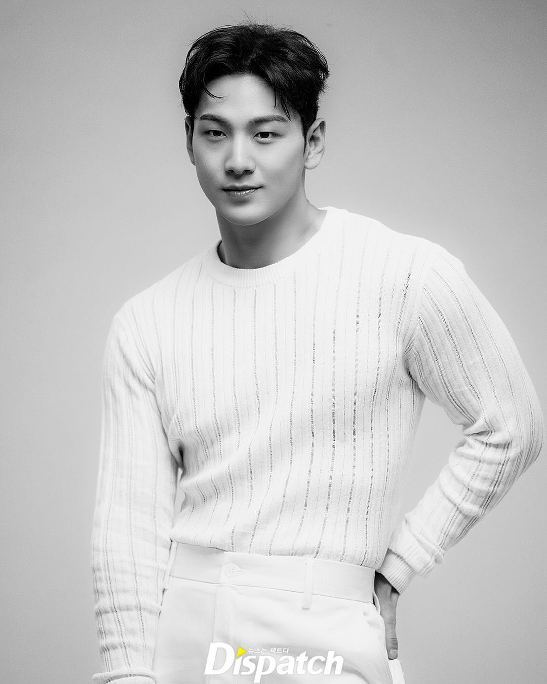 Behind-the-scenes cut of Baekho