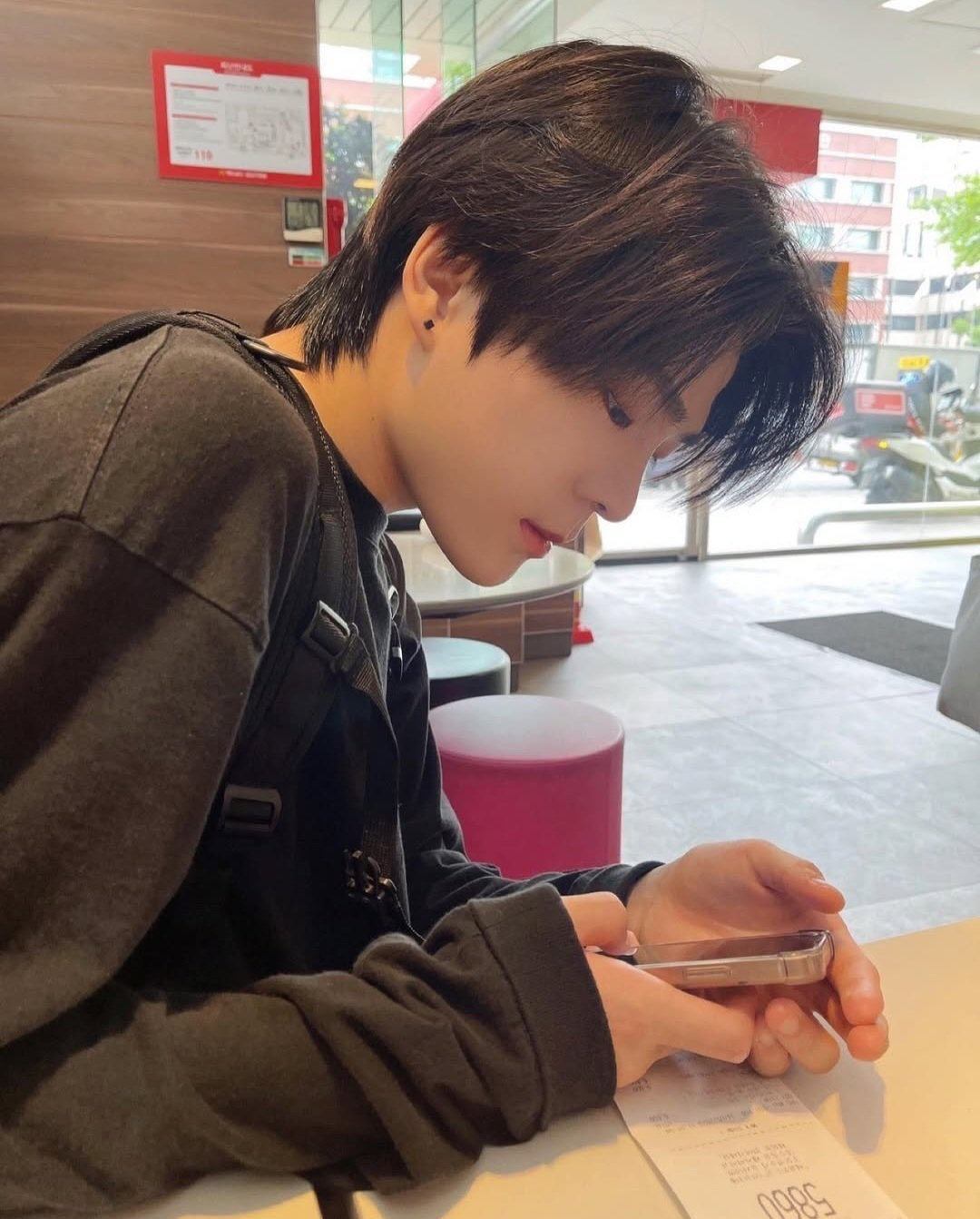 Latest photo of Kim Junmin (WHIB)