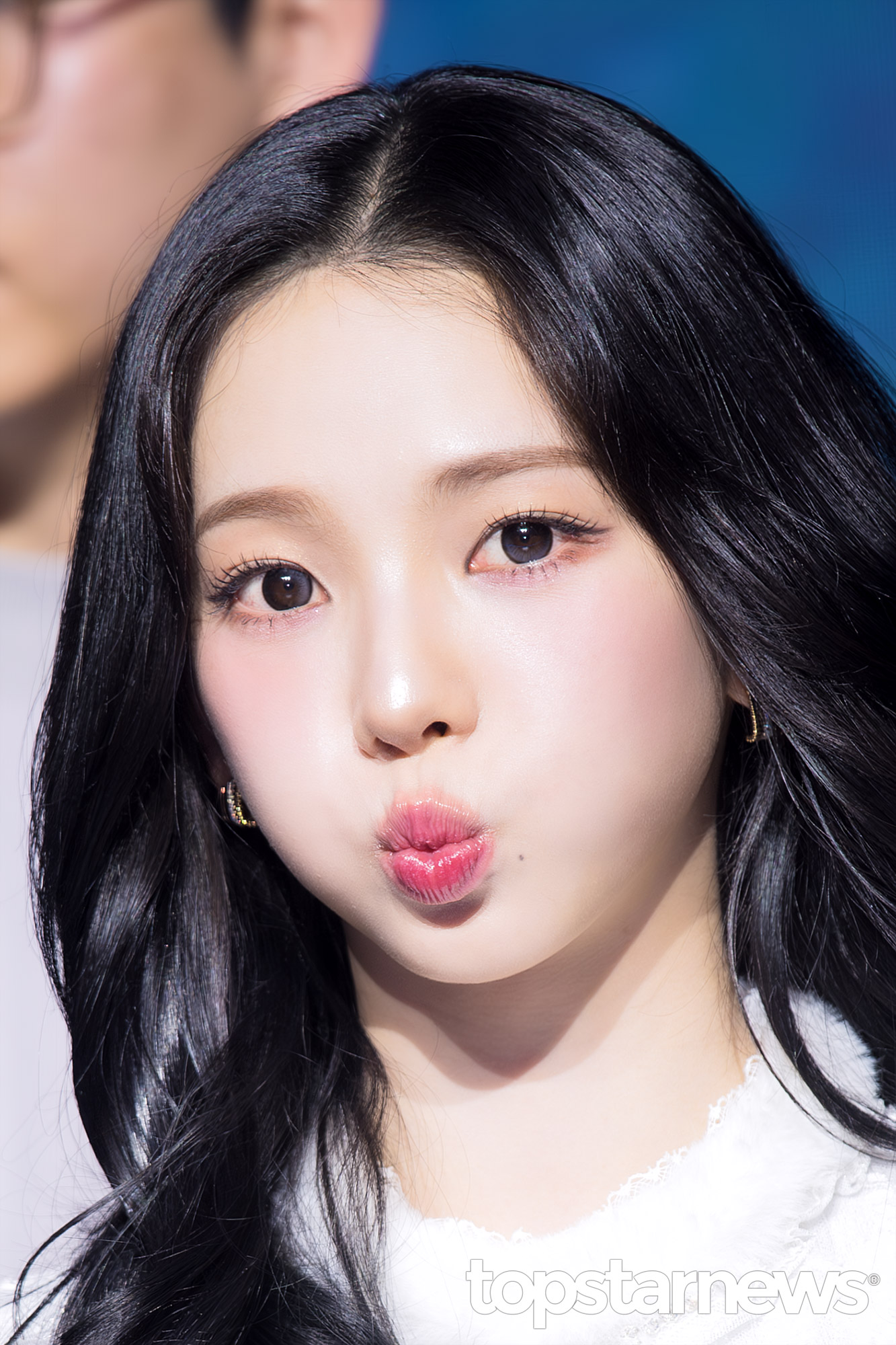 Latest photo of Karina (aespa)