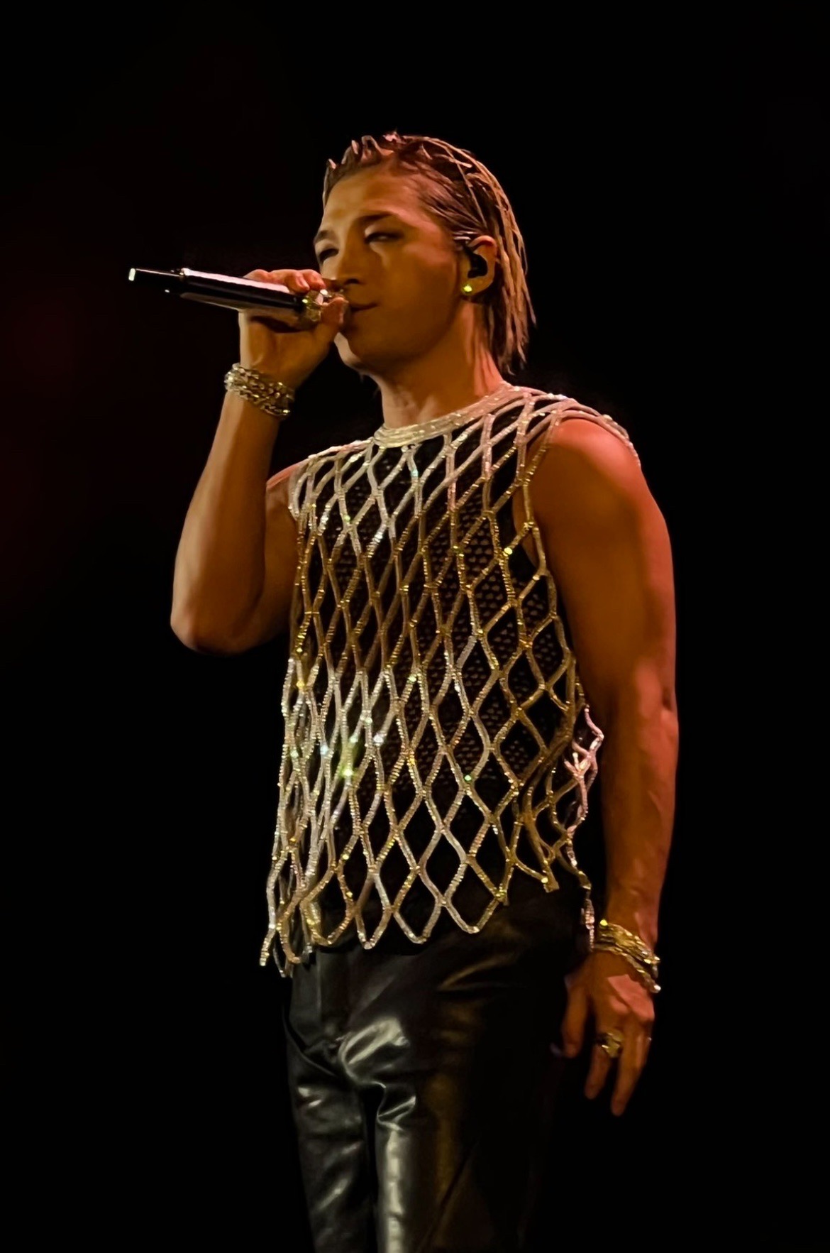 A moment captured by Taeyang (BIGBANG)'s fan