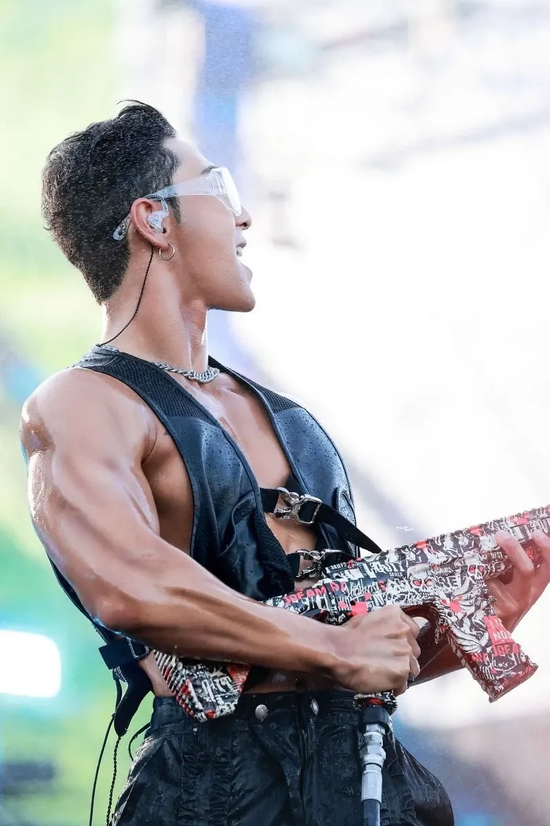 백호의 최신 사진