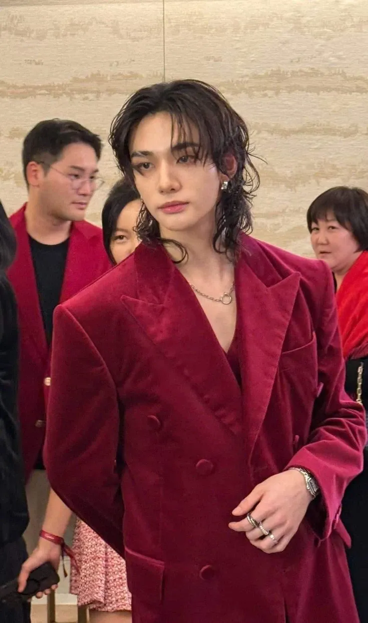 Fandom-recommended wallpaper image of Hyunjin (Stray Kids)