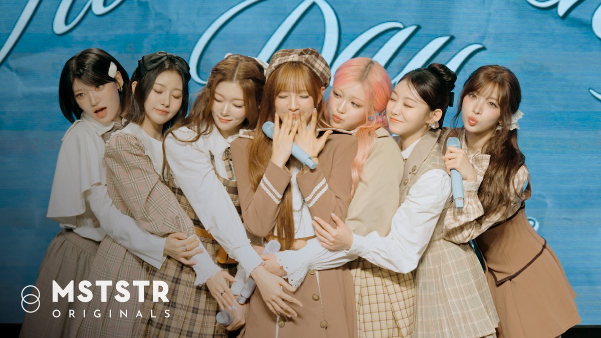 A moment captured by Billlie's fan