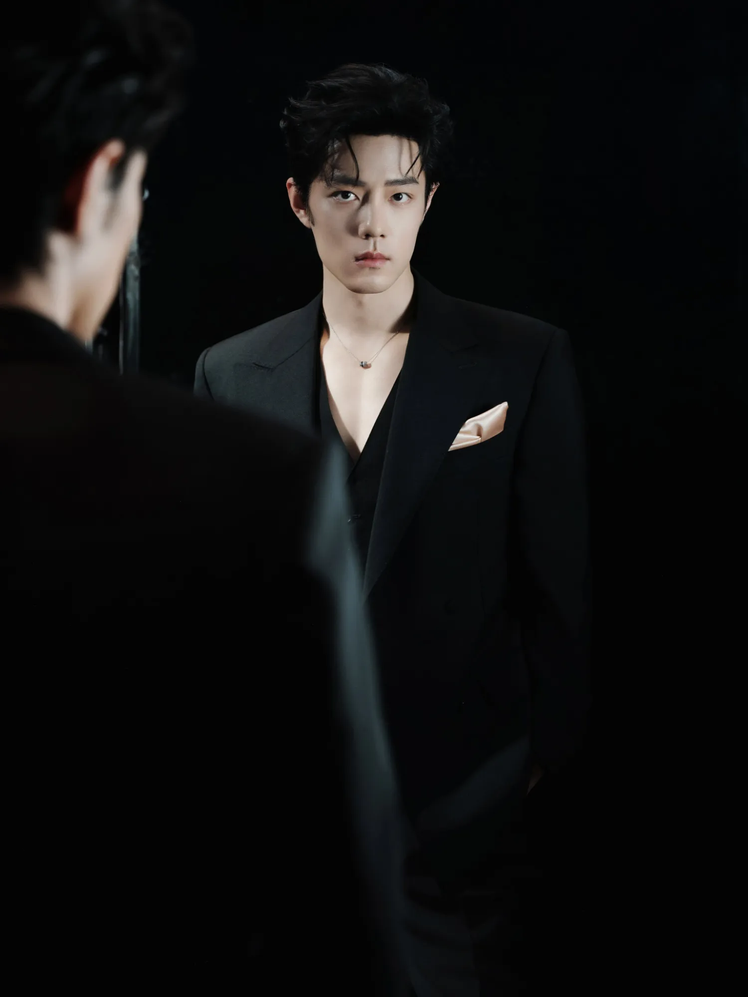 Behind-the-scenes cut of Xiao Zhan