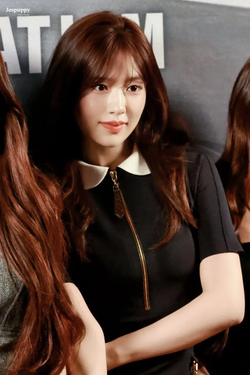 안유진 (IVE) 최근 활동샷