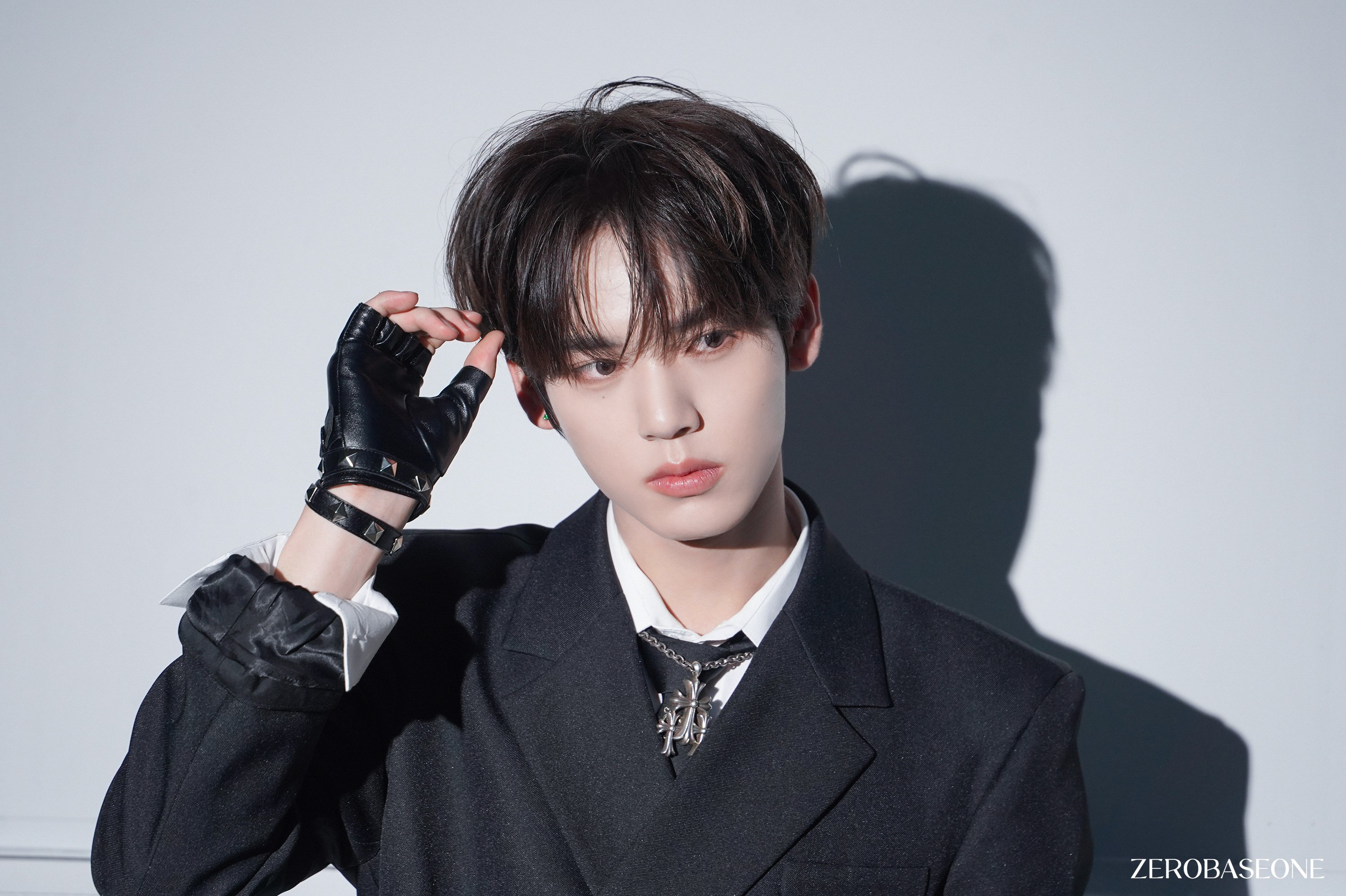 A moment captured by Han Yujin (ZEROBASEONE)'s fan